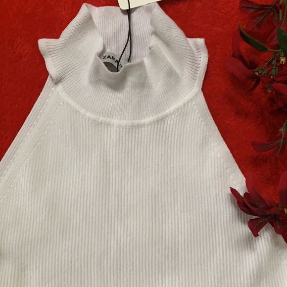✨nwt Zara Sleveless Ribbed Knit Mock Neck Top✨ - Picture 3 of 6